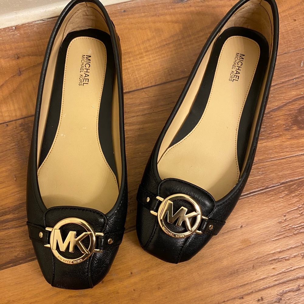 Michael Kors flats